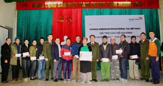 Chia sẻ khó khăn, thiệt hại do bão lũ gây ra tại các xã miền núi Thanh Hóa