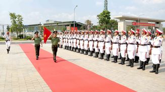 Thứ trưởng Đặng Hồng Đức dự Hội nghị tổng kết công tác năm 2025, triển khai nhiệm vụ công tác năm 2026 tại Công an tỉnh Đồng Nai