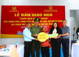 Gia Lai: Khánh thành 4 căn nhà trong “Chiến dịch Quang Trung” 