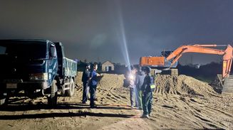 Triệt xóa đường dây khai thác cát trái phép trên sông Kôn (Gia Lai)