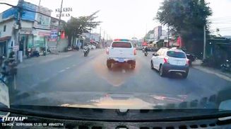 Cảnh sát giao thông Đồng Nai kịp thời phối hợp dẫn đường đưa người dân bị thương nặng đi cấp cứu tại TP. Hồ Chí Minh