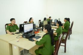 Cần Thơ: Hoàn thành chỉ tiêu số hóa hồ sơ chứng minh nhân dân 9 số trước thời hạn