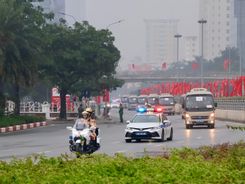 Hà Nội: Giao thông thông suốt, an ninh được bảo đảm ngay từ ngày đầu Đại hội XIV