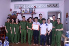  “Mẹ đỡ đầu” – Lan tỏa yêu thương, sẻ chia trách nhiệm