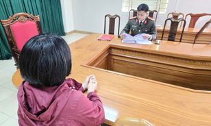 Hà Tĩnh: Công an phường Thành Sen xử phạt người phụ nữ tung tin thất thiệt “ăn tiết canh dê nghi bị liên cầu lợn”