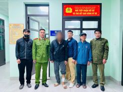 Công an xã Thống Nhất, tỉnh Quảng Ninh giúp cụ ông đi lạc đoàn tụ với gia đình