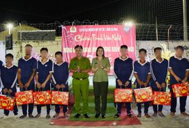 Công an Cà Mau tiếp lửa hoàn lương cho người cai nghiện dịp Xuân về