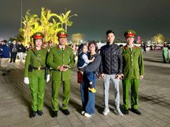 Hải Phòng: Công an phường nhanh chóng tìm thấy cháu bé lạc trong đêm 30 Tết