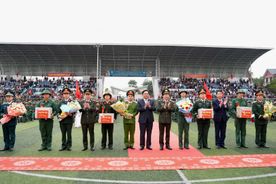 Thứ trưởng Lê Văn Tuyến dự Lễ giao nhận quân năm 2026 tại tỉnh Phú Thọ