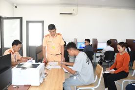 “Công khai - minh bạch - tận tình - trách nhiệm”  trong sát hạch và cấp, đổi Giấy phép lái xe trên địa bàn Vĩnh Long