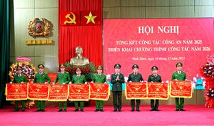 Phát huy truyền thống vẻ vang 80 năm lực lượng Cảnh sát Quản lý hành chính về trật tự xã hội Công an tỉnh Ninh Bình 