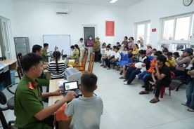 Xuyên đêm phủ kín định danh số