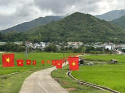 Thanh Hoá: “Đường cờ Tổ quốc” - Dấu ấn sức trẻ lan tỏa niềm tự hào nơi vùng biên Quang Chiểu