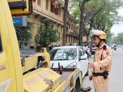 Hà Nội: Bảo đảm trật tự an toàn giao thông dịp lễ Giỗ Tổ Hùng Vương, 30/4 và 1/5