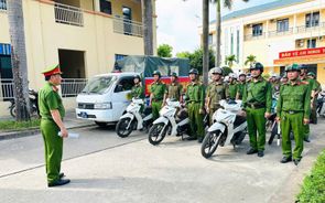 Đồng loạt ra quân thực hiện Tháng cao điểm phòng, chống ma túy, quyết tâm xây dựng địa bàn không ma túy