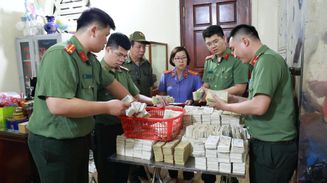 Lạng Sơn: Xử lý nhóm đối tượng lợi dụng chức vụ, quyền hạn thu lợi bất chính tiền công đức tại đền Kỳ Cùng