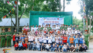 Lan tỏa nghĩa tình nơi biên cương