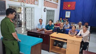 Cảnh giác với “bẫy” việc nhẹ lương cao