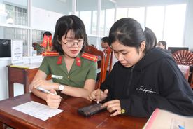 Hội Phụ nữ Phòng Hồ sơ nghiệp vụ, Công an tỉnh Vĩnh Long với phong trào thi đua “Ba nhất”
