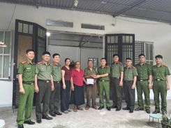 Công an tỉnh Phú Thọ tri ân người có công bằng những việc làm thiết thực