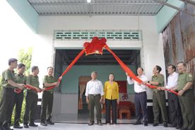 Vững thế trận lòng dân, giữ bình yên địa đầu cực Nam Tổ quốc