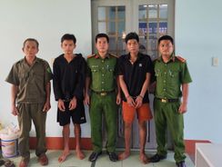 Công an phường truy vết, bắt giữ các đối tượng cướp giật tài sản sau gần 6 giờ tiếp nhận thông tin