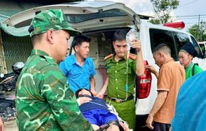 Lực lượng Công an cơ sở Tuyên Quang liên tiếp hỗ trợ đưa người bị tai nạn đi cấp cứu