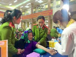 Cao Bằng: Đẩy mạnh thu nhận mẫu ADN cho thân nhân liệt sĩ chưa xác định danh tính