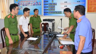 Quyết liệt đấu tranh với tội phạm sản xuất, buôn bán hàng giả