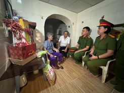 Hải Phòng: Công an phường Lê Chân hỗ trợ những mảnh đời khó khăn