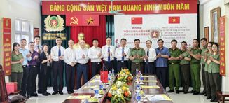 Đoàn đại biểu Bộ Công an Trung Quốc thăm, làm việc tại Công an phường Xuân Đỉnh, thành phố Hà Nội