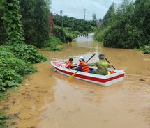 Công an tỉnh Bắc Ninh chủ động triển khai các biện pháp ứng phó mưa lũ, đảm bảo an toàn cho người dân