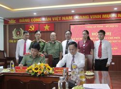 Công an tỉnh Điện Biên và Sở Nội vụ ký kết kế hoạch phối hợp bảo đảm an ninh, trật tự