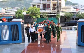 Công an các xã, phường ở Khánh Hòa tích cực tham gia chiến dịch 500 ngày đêm tìm kiếm, quy tập và xác định danh tính hài cốt liệt sĩ