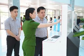 Quảng Ninh: Bước đột phá từ mô hình Kiosk hành chính công thông minh