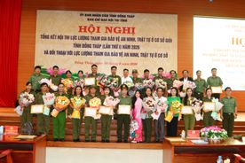 Đối thoại với lực lượng tham gia bảo vệ an ninh trật tự ở cơ sở