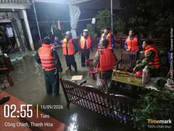 Công an Thanh Hóa chủ động bám địa bàn, hỗ trợ người dân trong mưa lũ