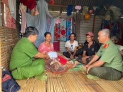 Hỗ trợ sản phụ đến cơ sở y tế “vượt cạn” an toàn, Công an xã nhận được Thư cảm ơn