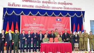 Công an thành phố Bắc Ninh và Công an tỉnh Xay Sổm Bun (Lào) ký kết Thỏa thuận Biên bản hợp tác toàn diện giai đoạn 2026 - 2030