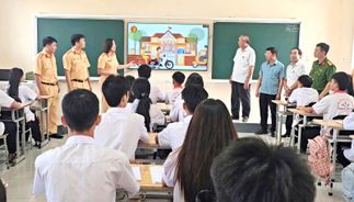 Lực lượng Cảnh sát giao thông Công an Thanh Hóa đẩy mạnh chuyển đổi số trong công tác bảo đảm trật tự, an toàn giao thông