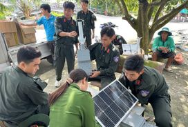 Chung tay thắp sáng đường quê bằng công trình đèn năng lượng mặt trời