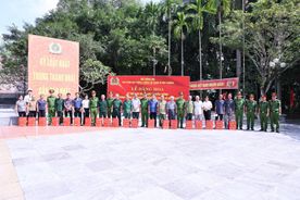 Cục Cảnh sát phòng, chống tội phạm về môi trường tổ chức hoạt động về nguồn, an sinh xã hội tại Tuyên Quang