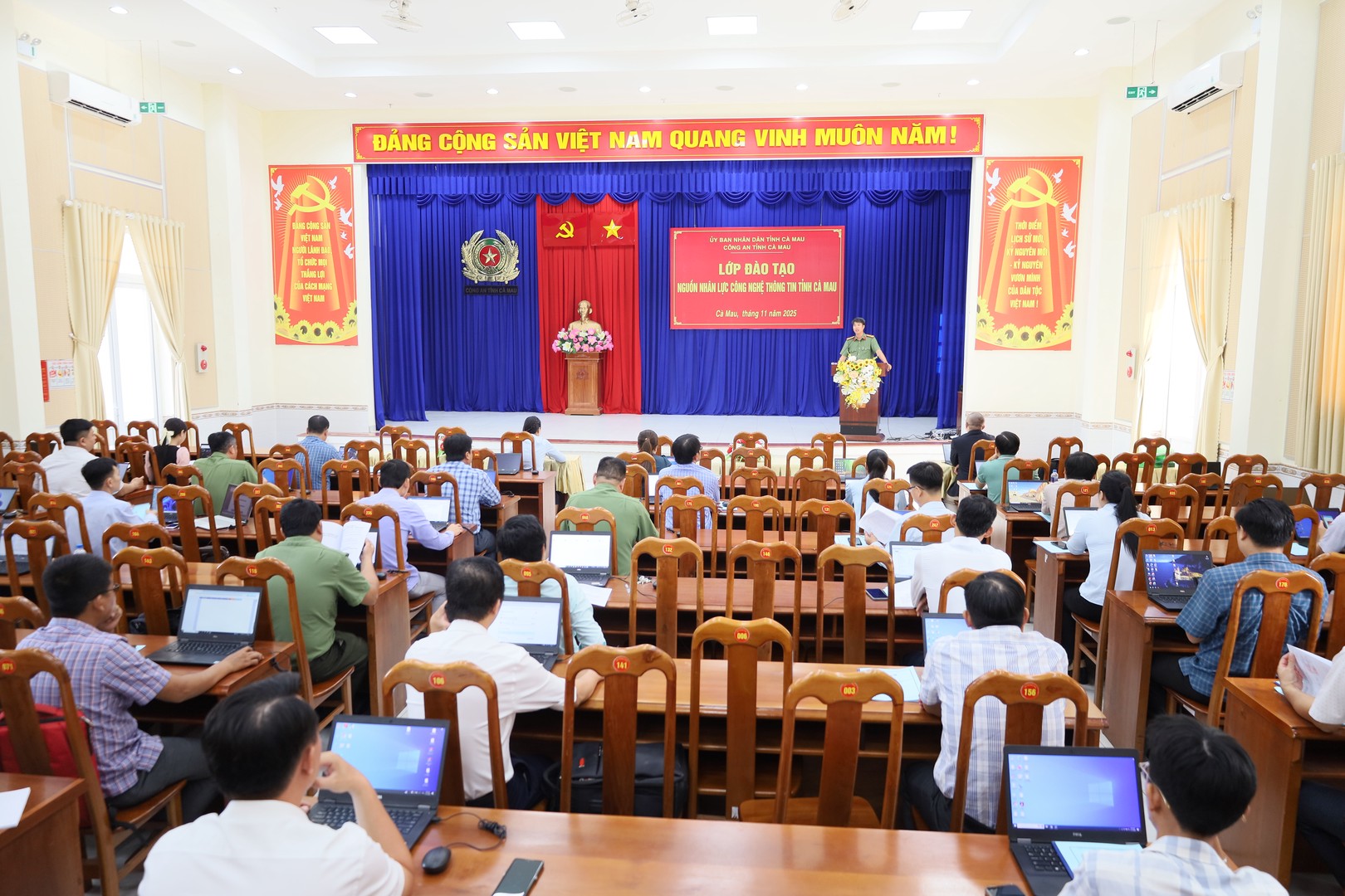 ĐÀO TẠO NGUỒN NHÂN LỰC ANM.JPG