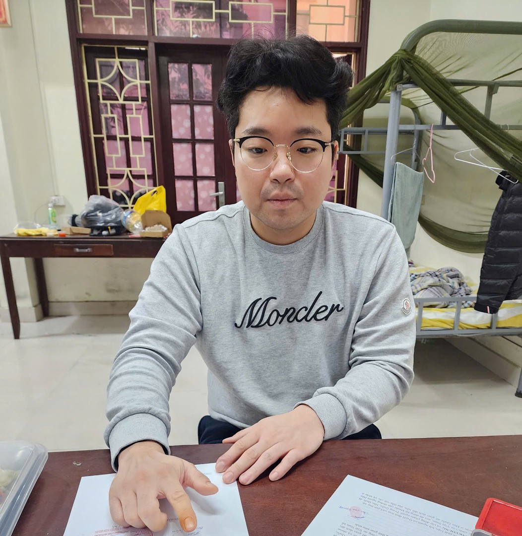 Đối tượng truy nã đỏ quốc tế Choi Joon Kyoung2.jpg