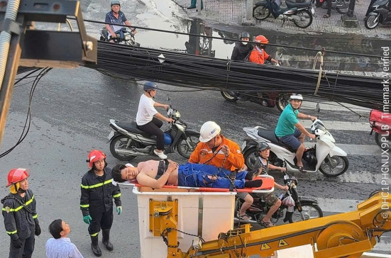 Ảnh 2 - 2 Cán bộ CAP Tân Hưng...jpg