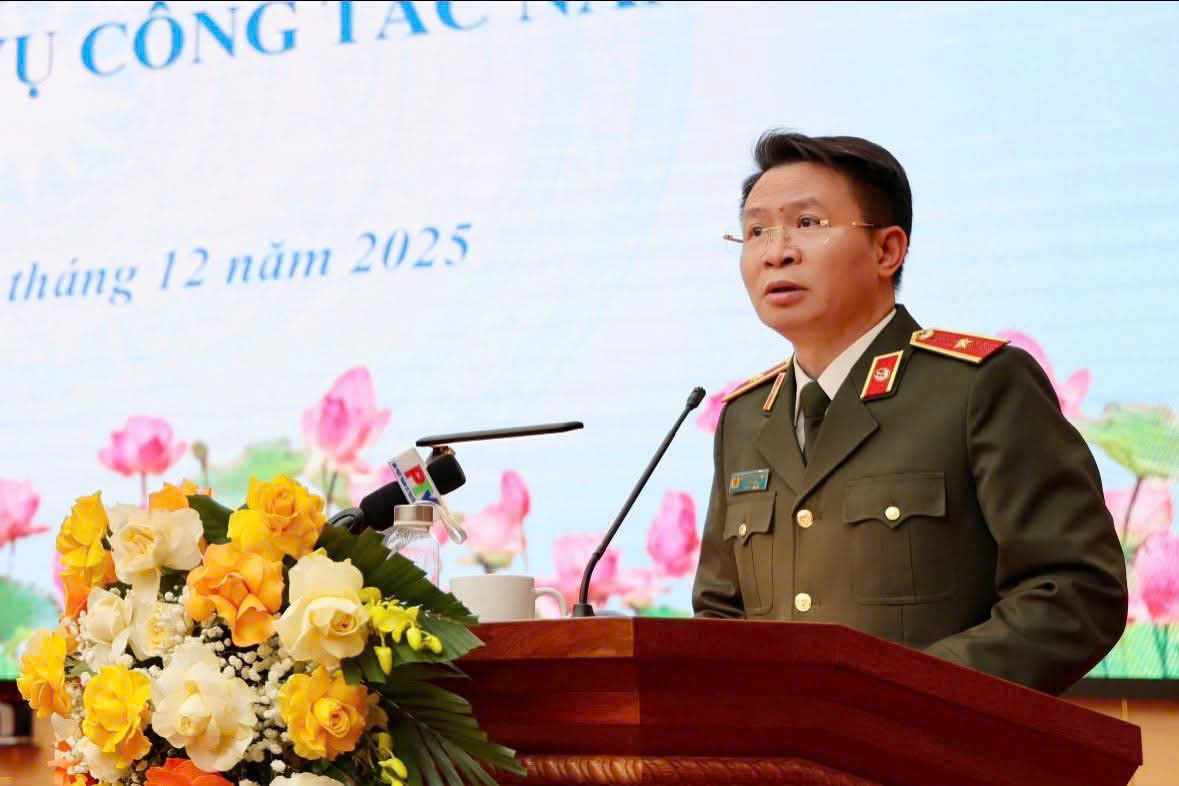 Thiếu tướng Nguyễn Minh Tuấn - Giám đốc Công an tỉnh phát biểu tại Hội nghị.jpg