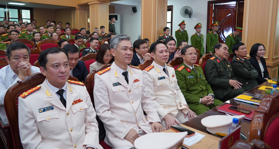 5. Dai bieu CA tinh du.JPG