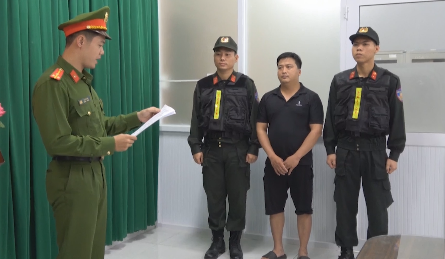 LÊ QUANG QUYẾT .png