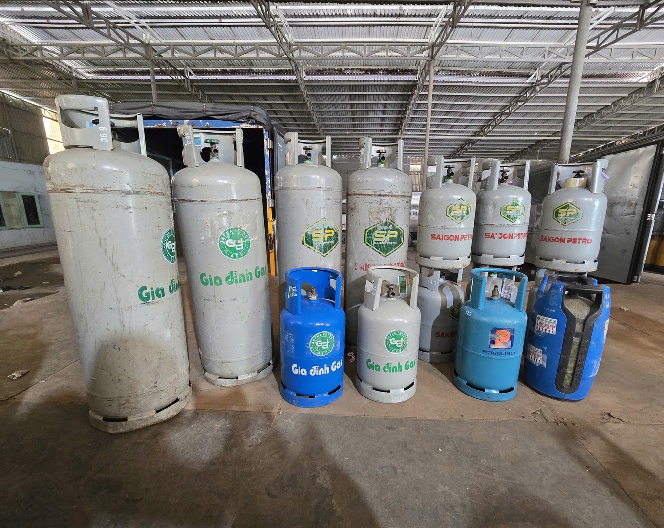 2fa239acc79848c61189 (1).jpg