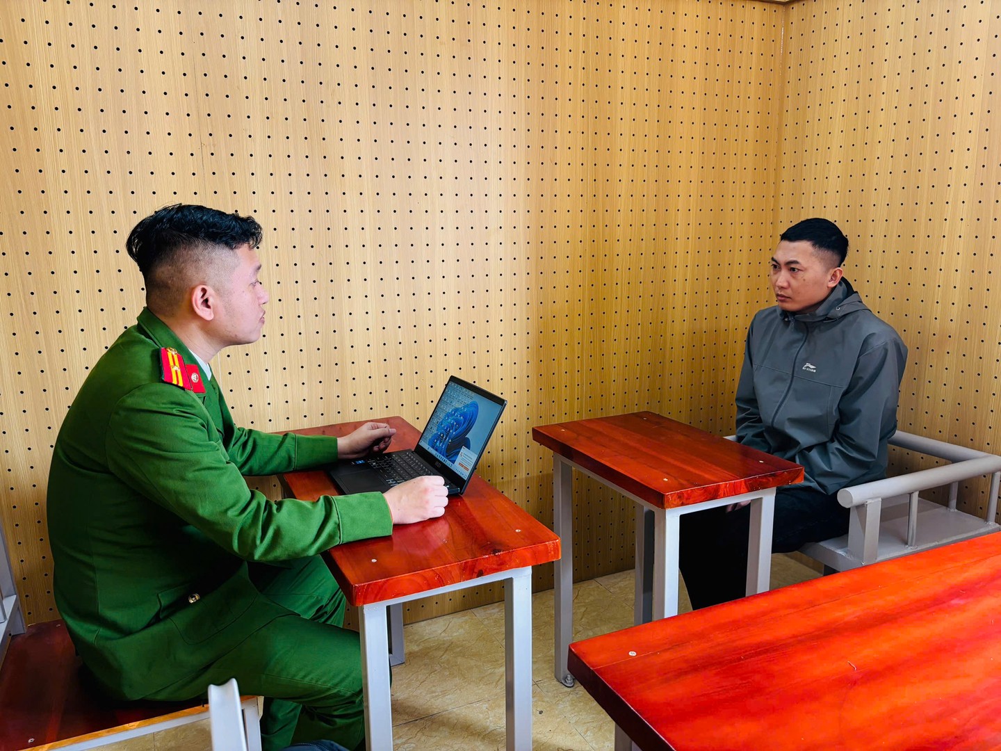 Cơ quan điều tra làm việc với Lương Xuân Duyên.jpg